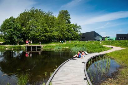 Photo of Fredensborg School Vilhelmsro by Rubow Architects. Photo credit: Rune Johansen.